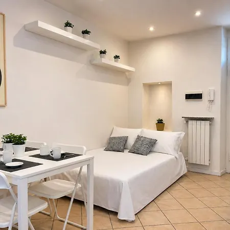 Courtyard - Center ברגמו